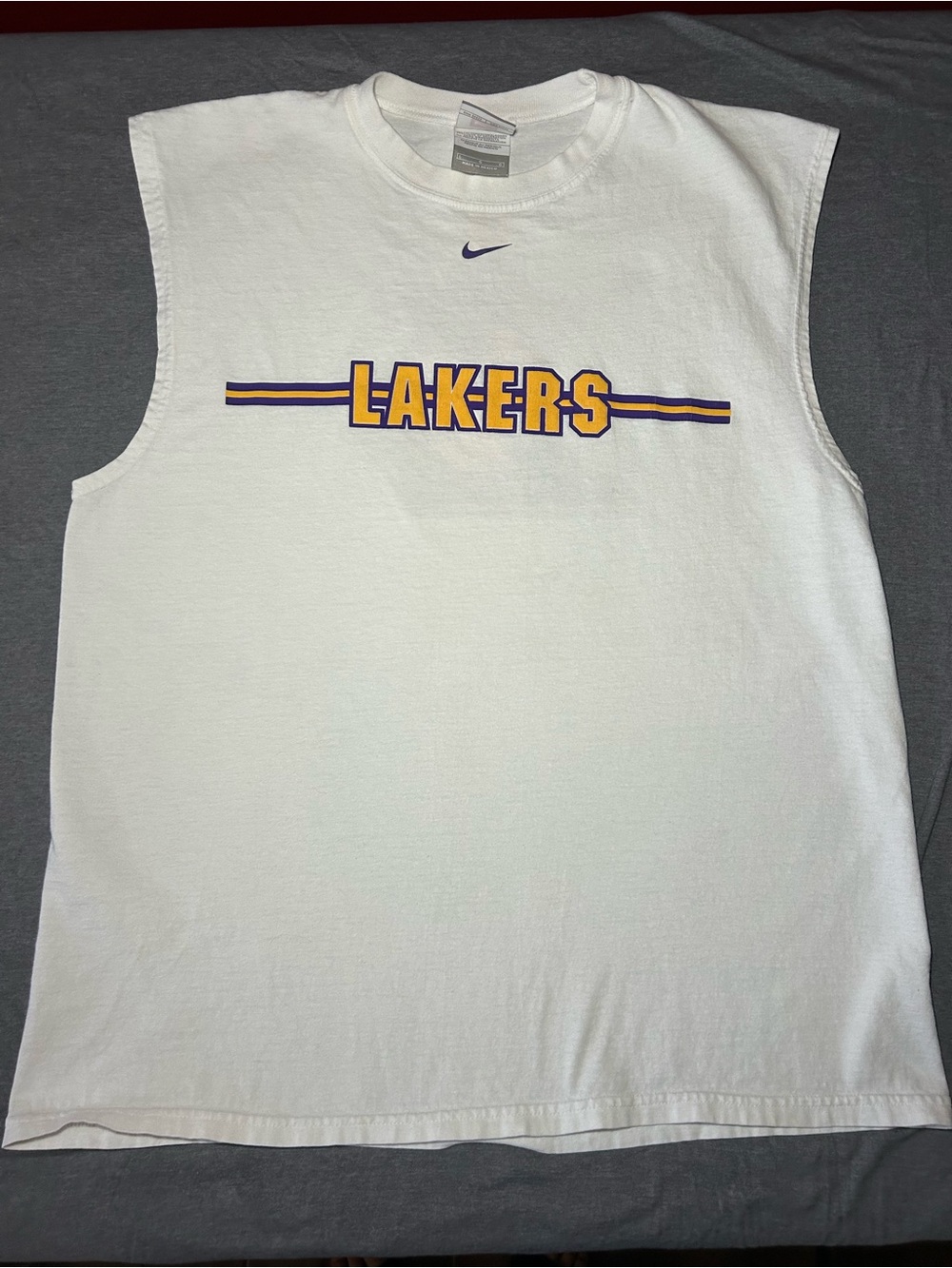Nike Men’s Vintage LA Lakers Sleeveless top Late 90s White Tag